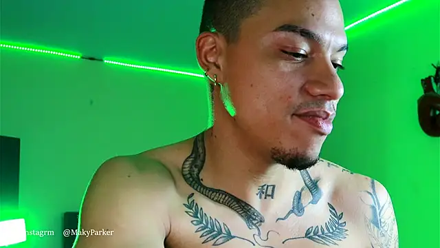 Snapshot of AlphaMasterXxx chatting on 11/22/25, 08:51 AlphaMasterXxx online show from 11/22/25, 08:51