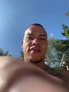 AlphaMasterXxx online show from 04/04/26, 09:10