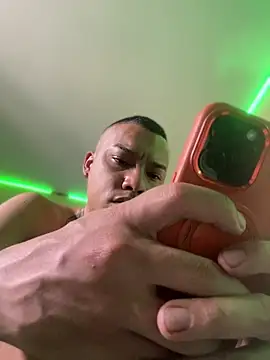 AlphaMasterXxx online show from 04/07/26, 06:54