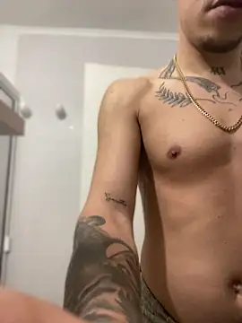 AlphaMasterXxx online show from 05/03/26, 05:05