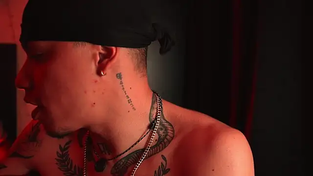 AlphaMasterXxx online show from 04/04/26, 05:03