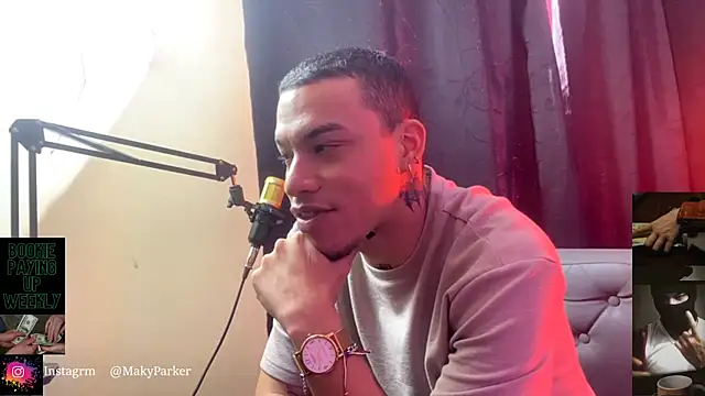 Snapshot of AlphaMasterXxx chatting on 12/03/25, 05:01 AlphaMasterXxx online show from 12/03/25, 05:01