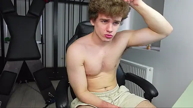 Ricky Becko online show from 10/15/25, 02:47