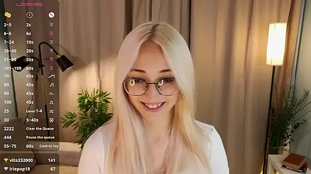 Snapshot of Marry_sharp chatting on 09/22/25, 09:10 Marry sharp online show from 09/22/25, 09:10