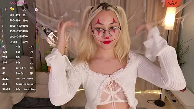 Snapshot of Marry_sharp chatting on 10/30/25, 09:11 Marry sharp online show from 10/30/25, 09:11