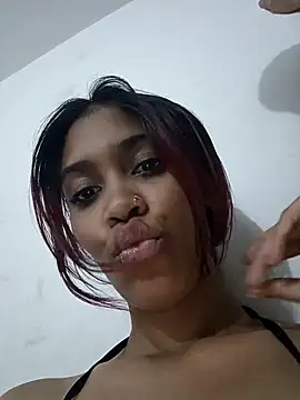 Snapshot of Khalessycute chatting on 10/14/25, 02:56 Khalessycute online show from 10/14/25, 02:56
