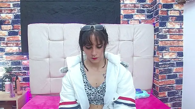 mikaela303av online show from 10/11/25, 11:17