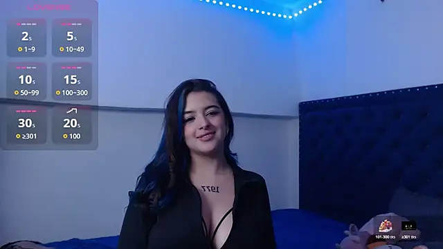 MaviceMur online show from 12/04/25, 10:20