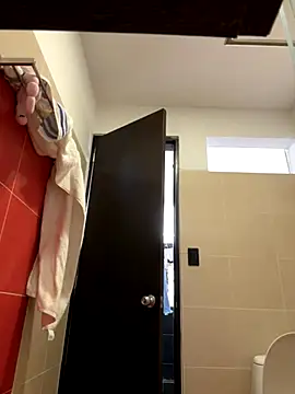 EmilyKisx online show from 10/23/25, 12:26