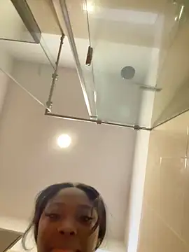 EmilyKisx online show from 11/05/25, 01:14