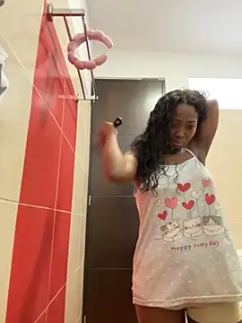 EmilyKisx online show from 10/06/25, 02:40