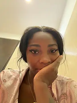 EmilyKisx online show from 10/30/25, 02:04