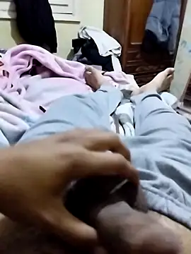 Snapshot of Sambox979 chatting on 02/03/26, 03:39 Sambox979 online show from 02/03/26, 03:39