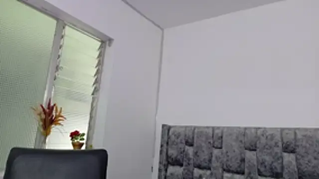 Snapshot of Lizbeth_Rouse chatting on 09/29/25, 11:38 Lizbeth Rouse online show from 09/29/25, 11:38