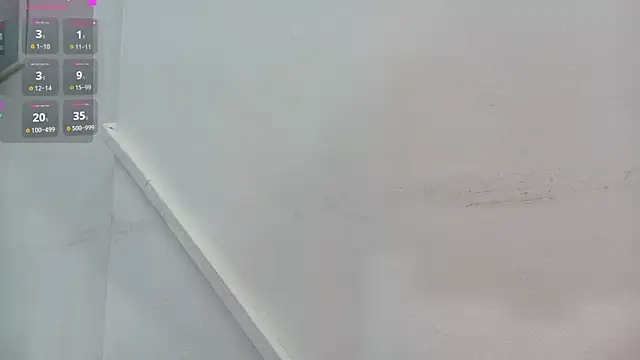 Snapshot of Lizbeth_Rouse chatting on 10/19/25, 10:18 Lizbeth Rouse online show from 10/19/25, 10:18