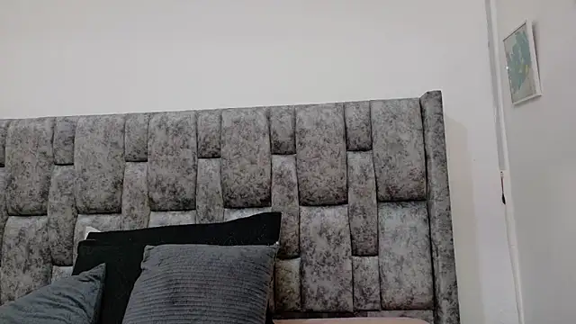 Snapshot of Lizbeth_Rouse chatting on 10/04/25, 11:34 Lizbeth Rouse online show from 10/04/25, 11:34