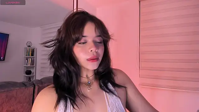 NikaVelvet1 online show from 11/10/25, 11:32