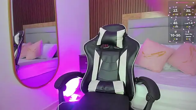 agata noir online show from 09/15/25, 12:38