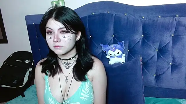 Snapshot of Ginebra_Sensual chatting on 10/17/25, 12:29 Ginebra Sensual online show from 10/17/25, 12:29
