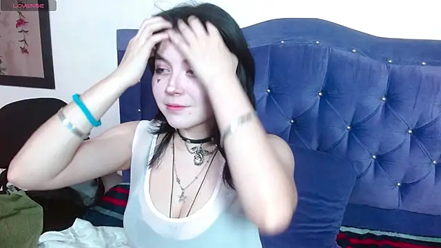 Snapshot of Ginebra_Sensual chatting on 09/26/25, 12:34 Ginebra Sensual online show from 09/26/25, 12:34
