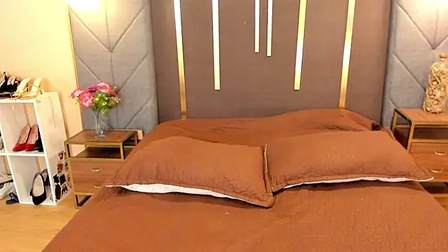 OliviGrace online show from 03/01/26, 09:15