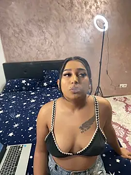 JaneetDeea online show from 11/15/25, 03:27