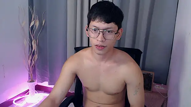 pinkcock froi2305 online show from 04/19/26, 07:20