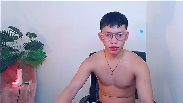 pinkcock froi2305 online show from 09/15/25, 04:57