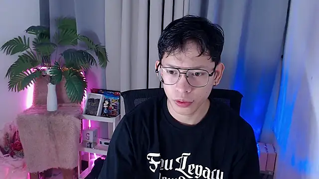 pinkcock froi2305 online show from 02/15/26, 01:06