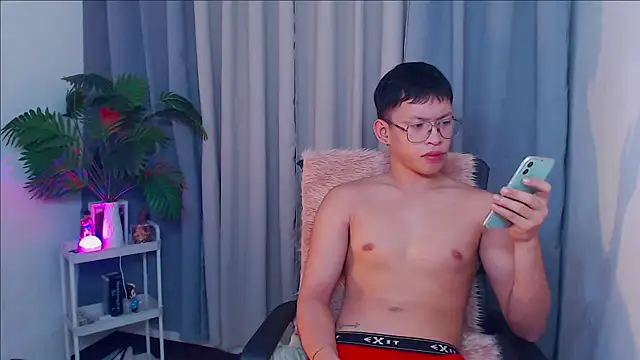 pinkcock froi2305 online show from 09/21/25, 04:39