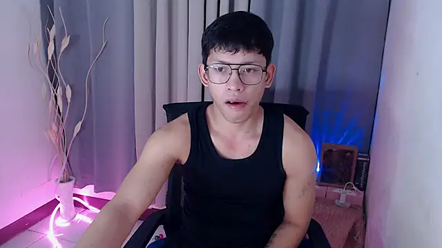 pinkcock froi2305 online show from 04/08/26, 01:56