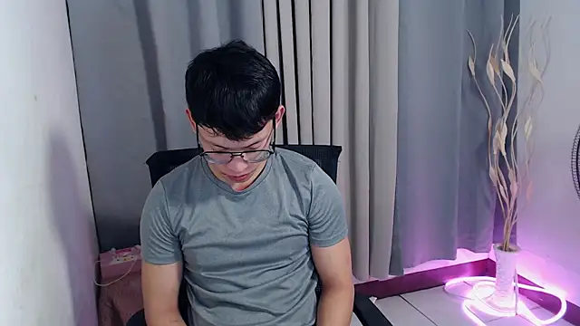 pinkcock froi2305 online show from 04/14/26, 01:49