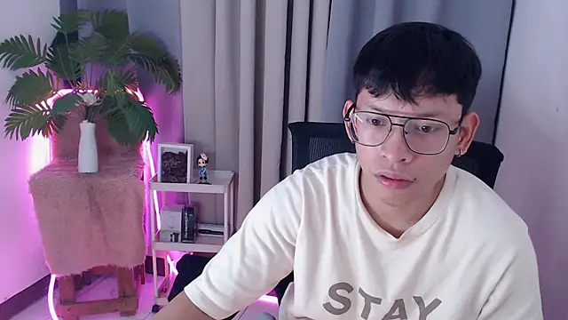 pinkcock froi2305 online show from 02/03/26, 06:22