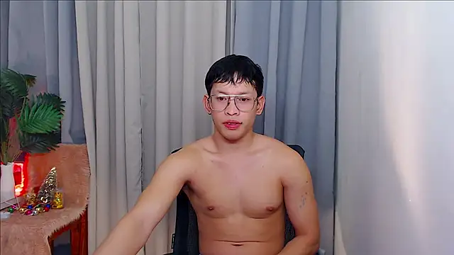 pinkcock froi2305 online show from 10/18/25, 09:11