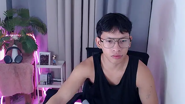 pinkcock froi2305 online show from 02/05/26, 03:02