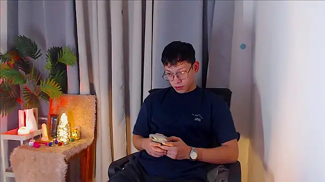 pinkcock froi2305 online show from 10/04/25, 02:18