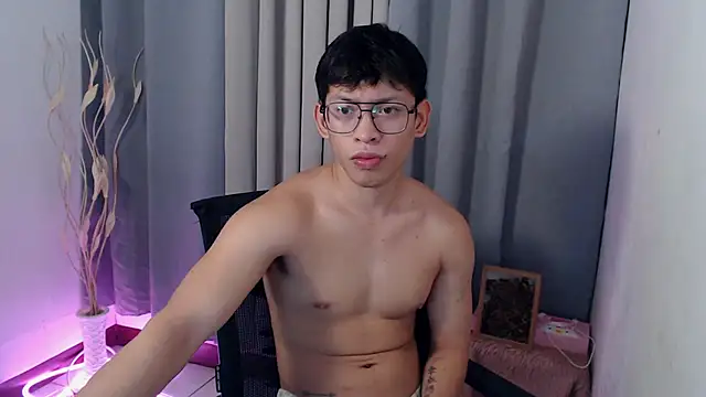 pinkcock froi2305 online show from 04/27/26, 12:03