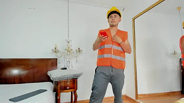 Valentiinoss online show from 01/10/26, 08:15