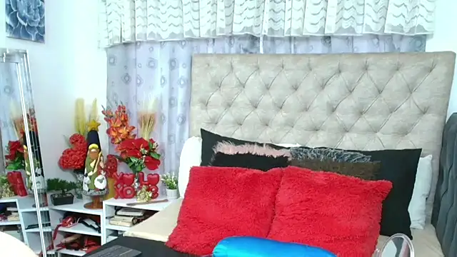 Victoriacoperino online show from 12/19/25, 01:24