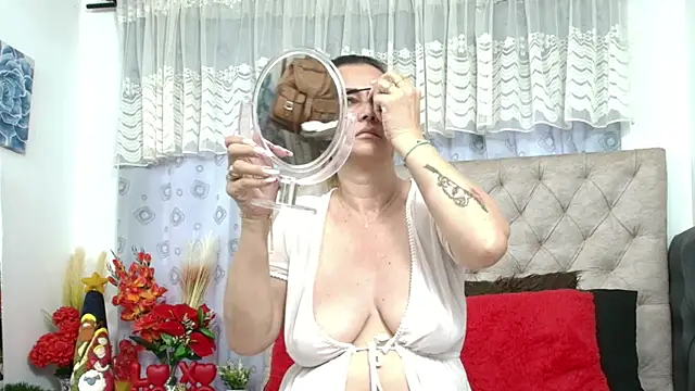 Victoriacoperino online show from 12/22/25, 01:22