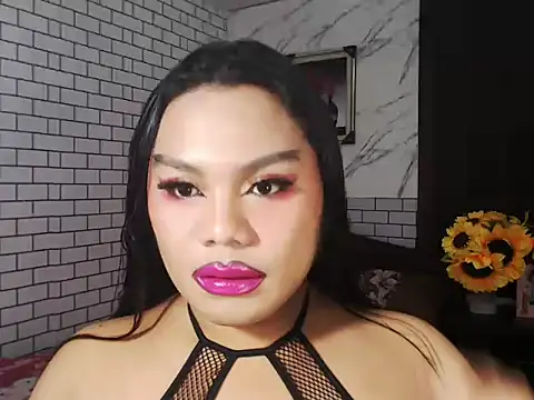 TSbrianaHugeCock online show from 10/16/25, 10:12