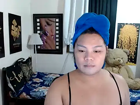 TSbrianaHugeCock online show from 02/23/26, 01:55