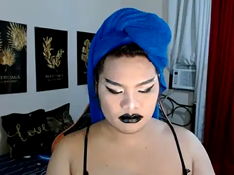 TSbrianaHugeCock online show from 11/27/25, 08:59