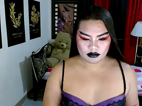 TSbrianaHugeCock online show from 05/11/26, 02:45