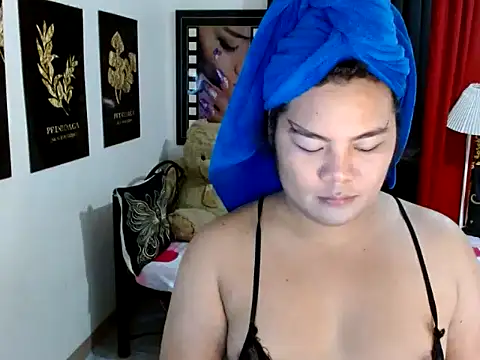 TSbrianaHugeCock online show from 05/15/26, 02:37