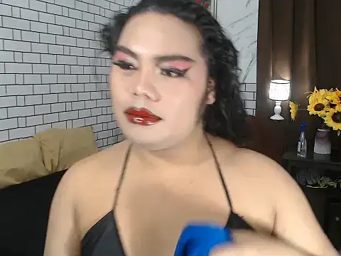 TSbrianaHugeCock online show from 09/21/25, 10:59