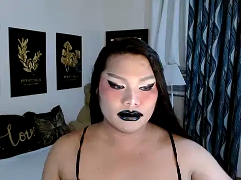 TSbrianaHugeCock online show from 12/18/25, 04:22