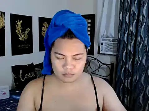 TSbrianaHugeCock online show from 01/08/26, 03:51