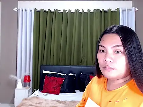 TSbrianaHugeCock online show from 04/02/26, 11:50