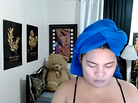 TSbrianaHugeCock online show from 03/28/26, 03:35